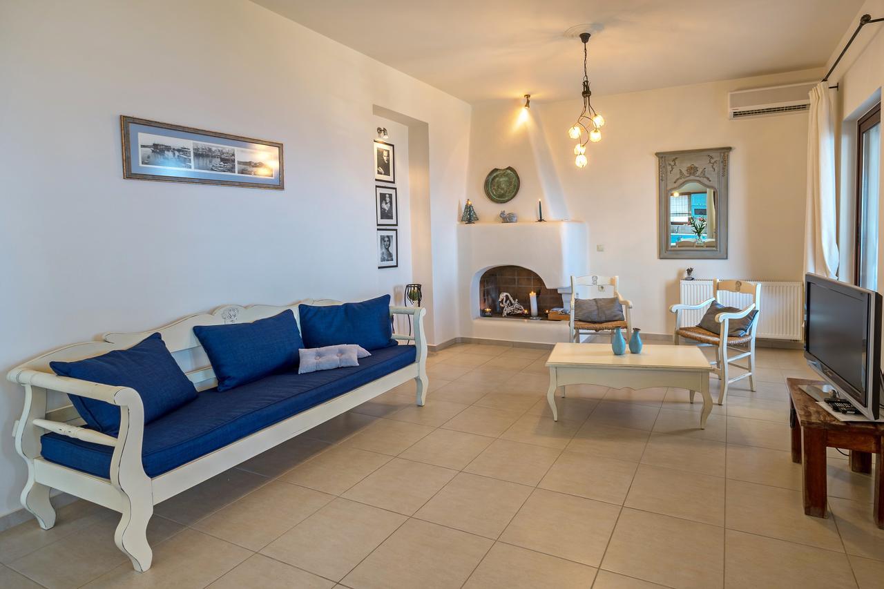 אגיה פלגיה קיתירה Sea Views At Villa Anemomylos With Heated Pool, Ping Pong And Tennis מראה חיצוני תמונה