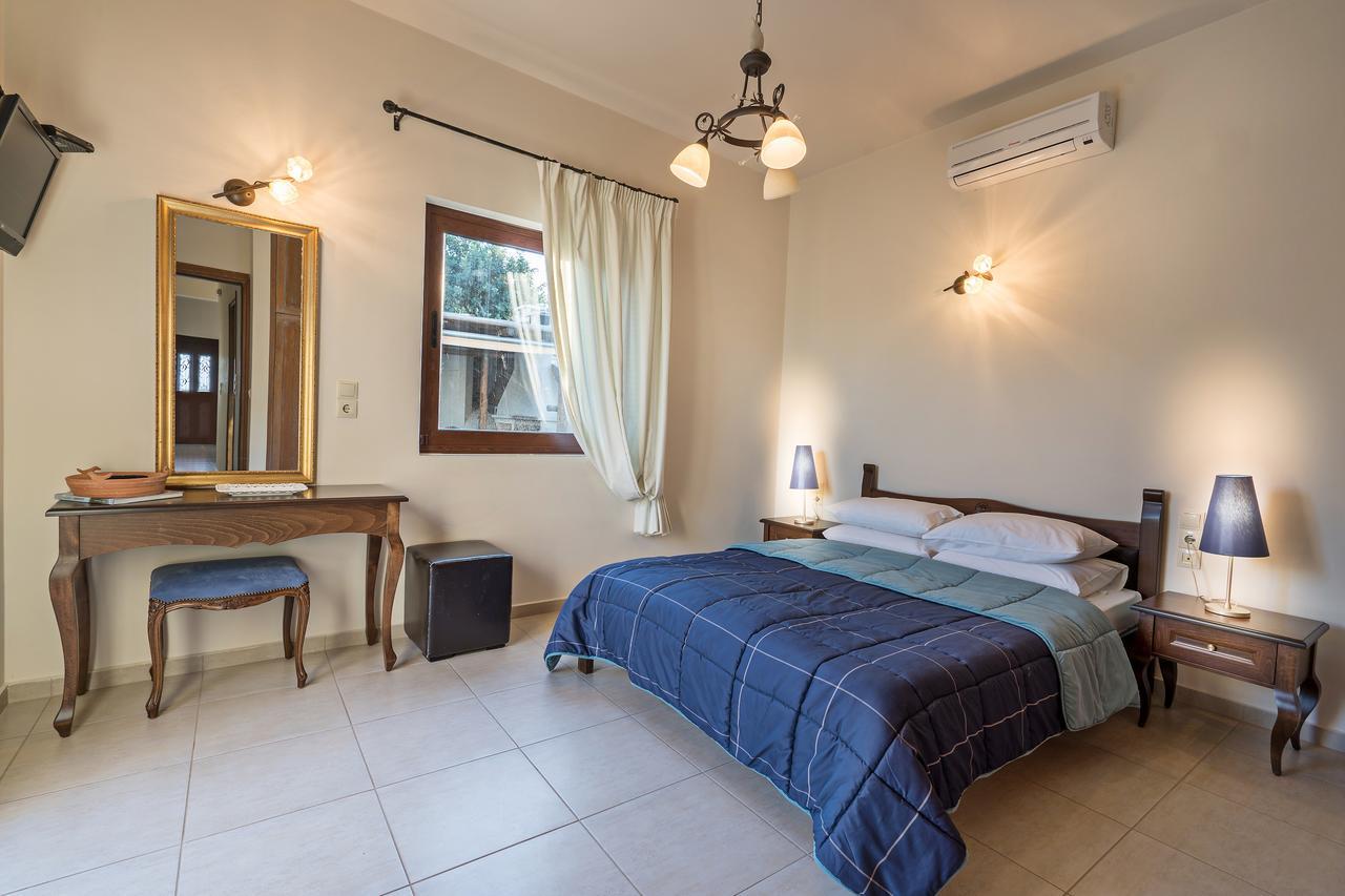 אגיה פלגיה קיתירה Sea Views At Villa Anemomylos With Heated Pool, Ping Pong And Tennis מראה חיצוני תמונה