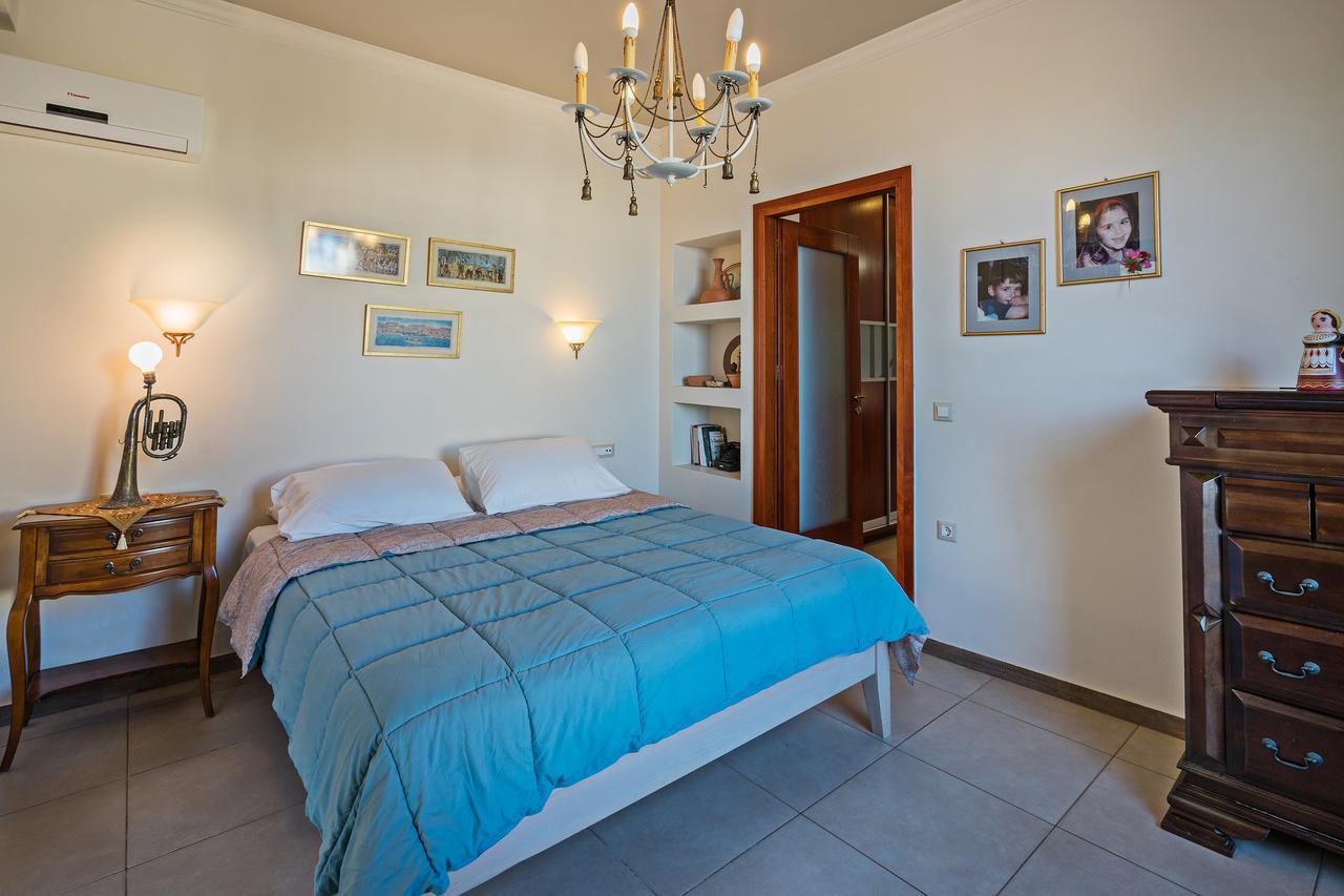 אגיה פלגיה קיתירה Sea Views At Villa Anemomylos With Heated Pool, Ping Pong And Tennis מראה חיצוני תמונה